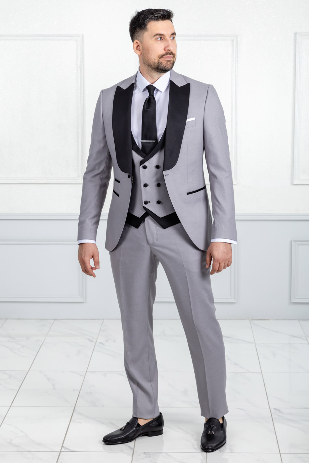 andriko-gampriatiko-kostoumi-gkri-pagou-slim-fit-monterno