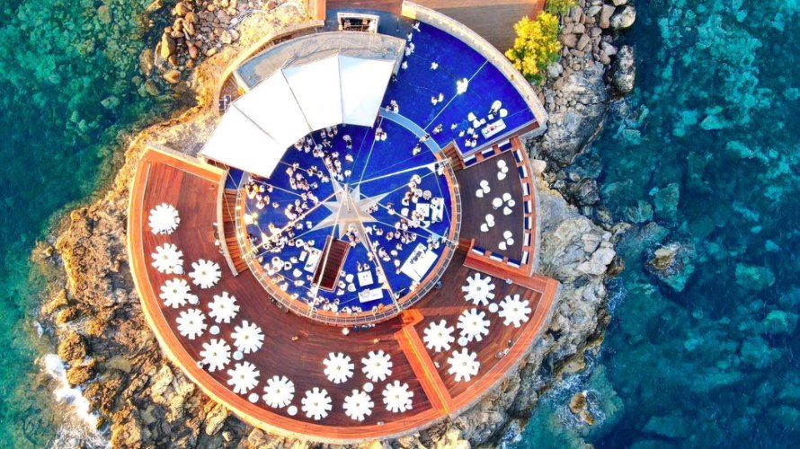 grand resort lagonisi